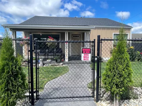 114 E Main, Elma, WA 98541