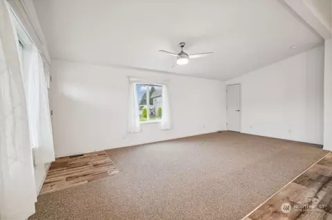 943 Pine Dr, Enumclaw, WA 98022 photo 10