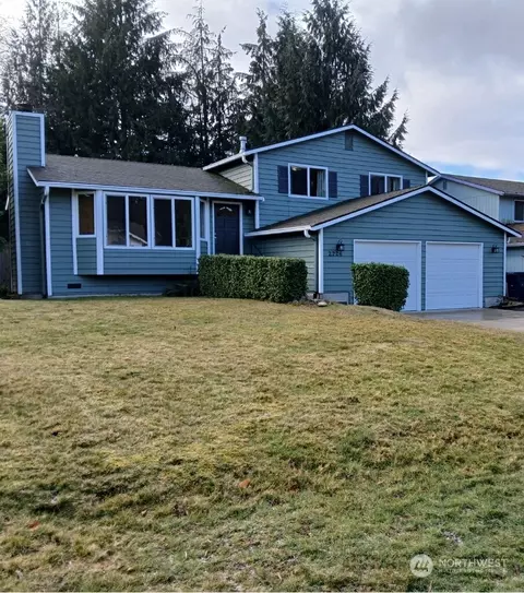 Exterior - 2226 169th Pl SE, Bothell, WA 98012 photo 2 of 3