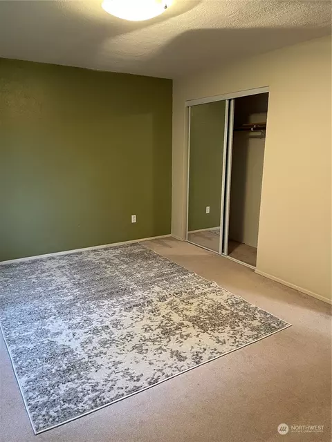 Bedroom - 2226 169th Pl SE, Bothell, WA 98012 photo 3 of 4