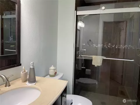 Bath - 2226 169th Pl SE, Bothell, WA 98012 photo 1 of 1