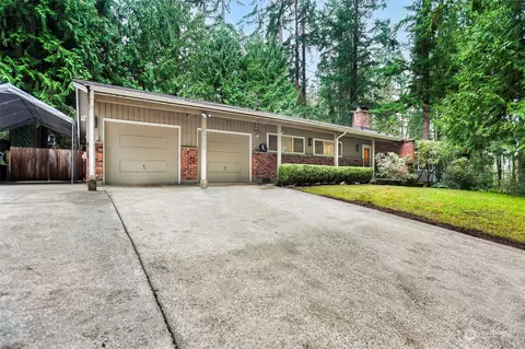 355 Mt Jupiter Dr SW, Issaquah, WA 98027