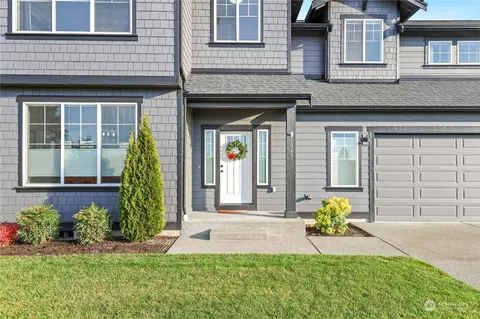 Exterior - 1043 Boyle St, Enumclaw, WA 98022 photo 2 of 5