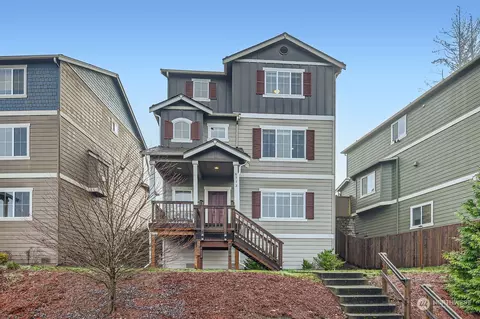 6713 Birdseye Ave NE, Lacey, WA 98516