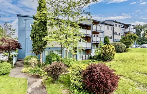 15146 65th Ave S #509, Tukwila, WA 98188
