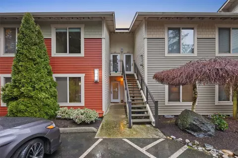 4309 Blue Heron Cir #101, Anacortes, WA 98221