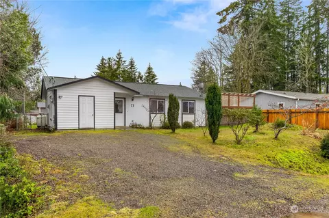 71 E Greenwood Ln, Shelton, WA 98584