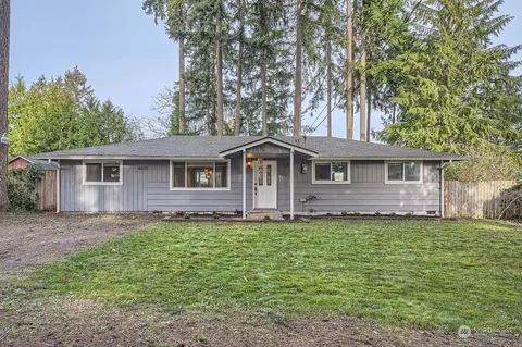 4820 Aqua Dr E, Bonney Lake, WA 98391