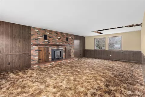 Living - 35131 Mann Rd, Sultan, WA 98294 photo 1 of 3