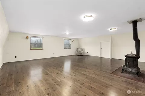 Living - 35131 Mann Rd, Sultan, WA 98294 photo 2 of 3