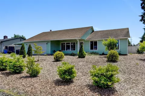 2209 NW 101st St, Vancouver, WA 98685