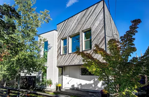 6234 Flora Ave S, Seattle, WA 98108