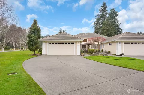 7007 Fairway Ln SE, Olympia, WA 98501