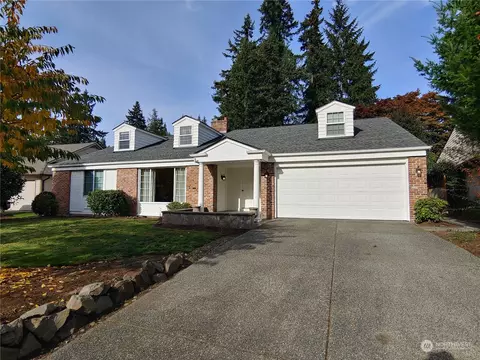 12108 NE 140th St, Kirkland, WA 98034