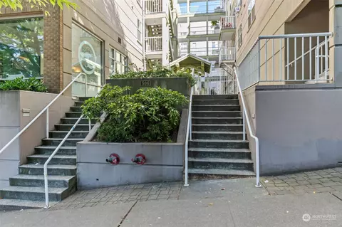 506 E Howell St #E511, Seattle, WA 98122 photo 24