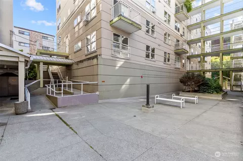506 E Howell St #E511, Seattle, WA 98122 photo 27