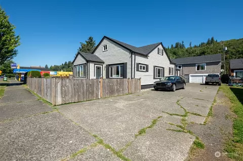2515 Sumner Ave, Hoquiam, WA 98550