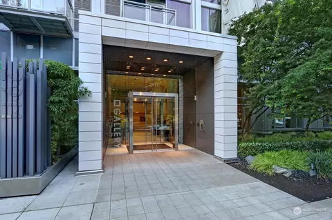 2911 2nd Ave #610, Seattle, WA 98121