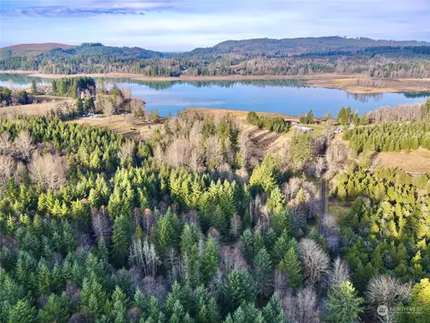 11110 Cemetery Rd, Eatonville, WA 98328