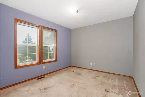 5921 Armour Loop SE, Olympia, WA 98513 photo 14