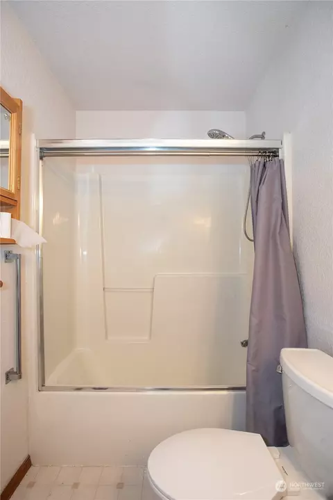 5921 Armour Loop SE, Olympia, WA 98513 photo 23