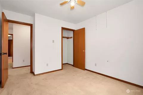 5921 Armour Loop SE, Olympia, WA 98513 photo 17