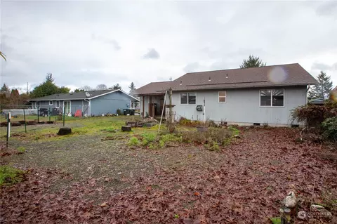 5921 Armour Loop SE, Olympia, WA 98513 photo 7
