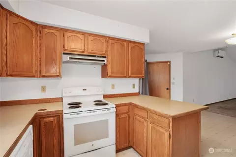 5921 Armour Loop SE, Olympia, WA 98513 photo 29