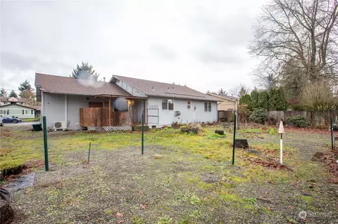 5921 Armour Loop SE, Olympia, WA 98513 photo 6