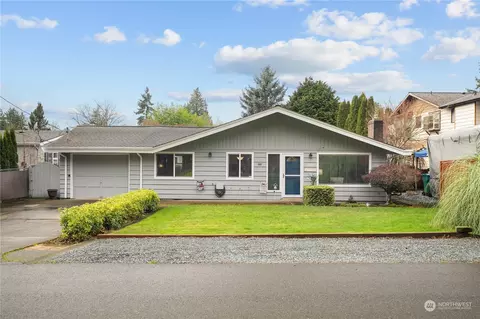 28615 15th Ave S, Federal Way, WA 98003