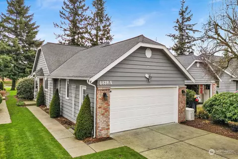 6838 Raspberry Dr #A, Everson, WA 98247