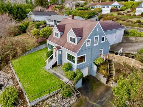 326 Lawrence St, Hoquiam, WA 98550