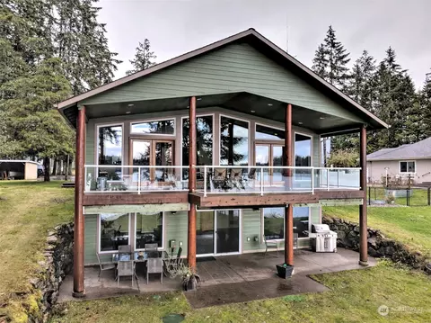1380 E Island Lake Dr, Shelton, WA 98584