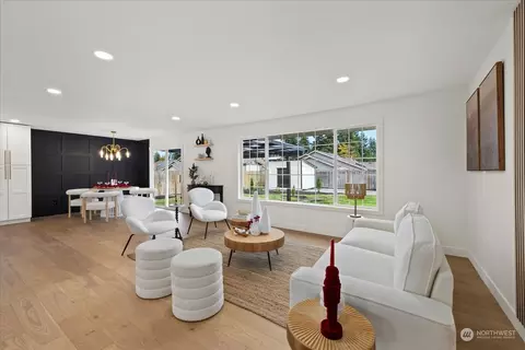 Living - 10907 23rd Dr SE, Everett, WA 98208 photo 1 of 4