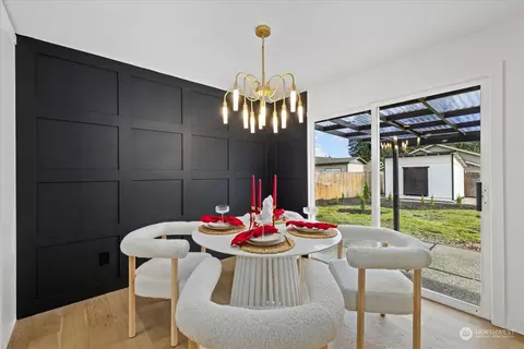 Dining - 10907 23rd Dr SE, Everett, WA 98208 photo 1 of 1