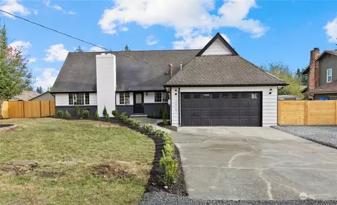 Exterior - 10907 23rd Dr SE, Everett, WA 98208 photo 2 of 4