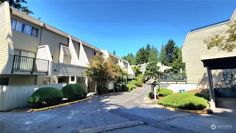 8851 166th Ave NE #C102, Redmond, WA 98052