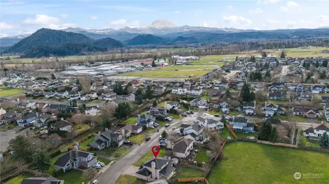 View/Area - 380 Randall Pl, Enumclaw, WA 98022 photo 3 of 7