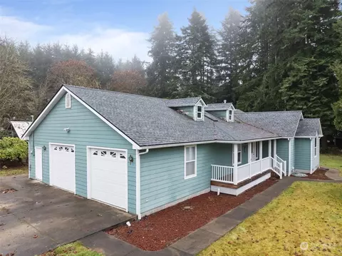 901 E St, Vader, WA 98593