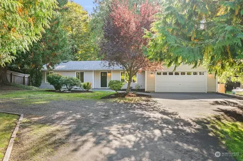 20461 Stephen Dr NE, Kingston, WA 98346