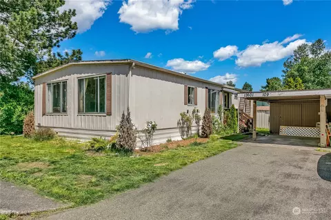 12601 142nd Ave E #109, Puyallup, WA 98374
