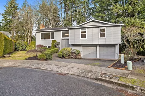 17223 57th Pl W, Lynnwood, WA 98037