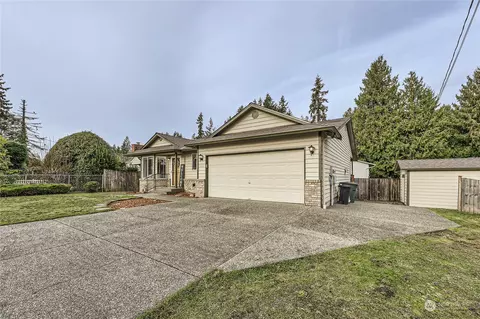 413 60th St SE, Everett, WA 98203
