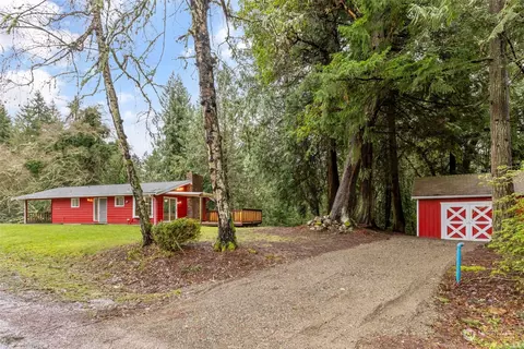 13428 108th Ave SW, Vashon, WA 98070