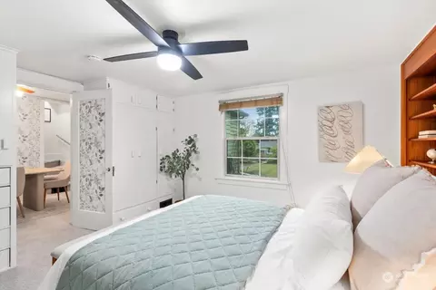 Bedroom - 1417 Ttereve Dr, Everett, WA 98203 photo 2 of 6