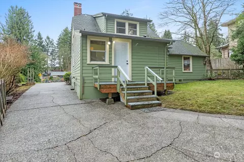 Exterior - 1417 Ttereve Dr, Everett, WA 98203 photo 3 of 7