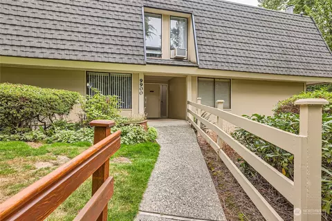 9900 NE 124th St #1305, Kirkland, WA 98034