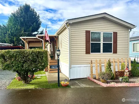 5708 113th Ave E #69, Puyallup, WA 98372