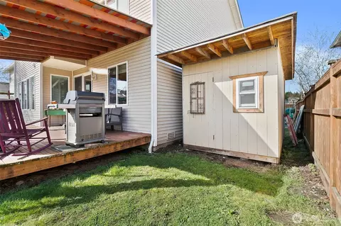 Exterior - 218 Burr St NE, Orting, WA 98360 photo 7 of 9