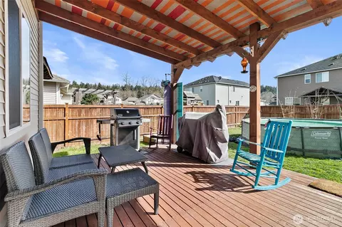 Exterior - 218 Burr St NE, Orting, WA 98360 photo 5 of 9